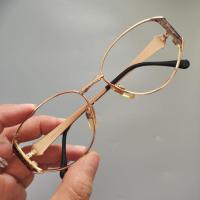 ราคา กรอบแว่นตาวินเทจ อิตาลี เก่าเก็บ ไม่ผ่านการใช้งาน ทรงสวยคลาสสิค (29231357812)