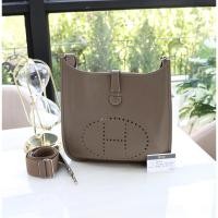 ราคา กระเป๋า Hermes Evelyne lll gm etoupe phw (17747595371)