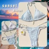 ราคา ชุดว่ายน้ำผู้หญิง บิกินี่เซ็กซี่สายฝอ ผูกเอว บราสามเหลี่ยมผูกคอ แต่งจี้มุกเปลือกหอย สีฟ้า ปักลายดอกไม้สีขาว น่ารัก #0388 (28558548376)