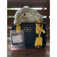 ราคา กระเป๋า Lyn Sofia Micro สายสะพายสีเหลือง (12596296214)