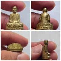 ราคา พระรูปหล่อปั๊ม หลวงพ่อเพี้ยน วัดเกริ่นกฐิน จ.ลพบุรี รุ่นปี 2550 เนื้อทองเหลืองกะไหล่ทอง ฐานตอกโค้ด วัตถุมงคลยอดนิยม พก (41253943137)