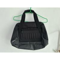 ราคา Duffle bag กระเป๋าสะพาย มือสองไม่เคยใช้ป้ายครบ สภาพดีมากๆ ขนาด 44cm*20cm*25cm ราคา 750 บาท (28340459791)