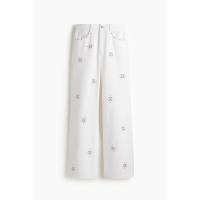 ราคา H&M(เอชแอนด์เอ็ม) กางเกงยีนส์ Wide Ultra High ดีไซน์ประดับหมุด Women Studded Wide Ultra High Jeans 1295716_1 (42567018989)