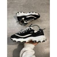ราคา Skechers d'lites สีดํา สีขาว (25411894357)
