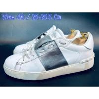 ราคา Valentino Garavani Open metallic sneakers (21344245349)