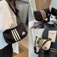 ราคา พร้อมส่ง! Adidas กระเป๋าสะพายข้าง ทนทาน เหมาะกับการพกพาเล่นกีฬา ทุกเพศ IW6Z (24775722877)