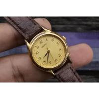 ราคา นาฬิกา Vintage มือสองญี่ปุ่น Seiko V701 1930 Yellow Dial ผู้หญิง ระบบ Quartz ทรงกลม 26mm ใช้งานได้ปกติ (29068149551)