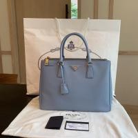 ราคา [CO220906123] Prada / Saffiano Lux Double Zip (14893556990)