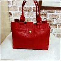 ราคา กระเป๋าถือหนังสีแดง(ชั้น2ข้างตู้) (25732374103)