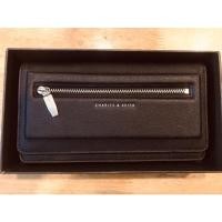 ราคา กระเป๋าสะพายยี่ห้อ Charles & Keith สภาพนางฟ้ามาจาก Shop แท้ (12365585067)