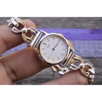 ราคา นาฬิกา Vintage มือสองญี่ปุ่น Seiko 2C21 0130 White Dial ผู้หญิง ระบบ Quartz ทรงกลม 22มม ของแท้ (23364807843)