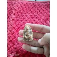 ราคา หลวงปู่ทวดแกะสลักจากหินพระธาตุเขาสามร้อยยอดหลังเม็ดพระธาตุ (22059479144)