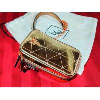 ราคา กระเป๋าสะพายข้าง LYN สีทอง มือสอง (แท้ 100% จาก Shop) พร้อมส่ง (25533071521)