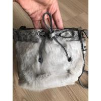 ราคา กระเป๋าขนกระต่ายแท้ผสมหนังแท้ มือสอง ของแท้% สภาพดี (23454952450)