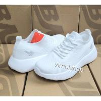 ราคา รองเท้าผ้าใบ baoji Slip on สีขาว (26608942502)