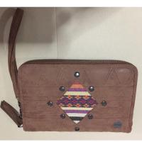 ราคา สินค้ามีตำหนิ กระเป๋าสตางค์ RIPCURL แท้ ใช้งาน2ครั้ง (2588416026)