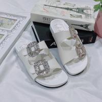 ราคา รองเท้าแตะสวมเพชร สไตล์ Roger vivier(มือสอง) (16445123567)