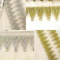 ราคา สังวาลย์/เพชรเส้นคัดเกรดสีสดสวยราคาต่อ1หลาสีเงิน/ทอง/อุปกรณ์ตกแต่งเสื้อผ้าสังวาลย์ดอกไม้ ริบบิ้นDIYชุดไทย เหรียญโปรยทาน (44466890789)