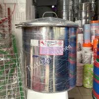 ราคา (ตราม้าแดง - 18) หม้อก๋วยเตี๋ยว ขนาด 45.5 ซม. ( มีปีก ) 2 ช่องโค้ง / 2 ช่องตรง / 3 ช่องโค้ง (26716118100)