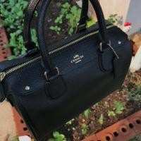 ราคา *พร้อมส่ง* Coach Mini Bennett Crossgrain Leather#F57521 กระเป๋าถือทรงหมอน 9" สีดำ (3724832993)