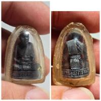 ราคา รูปหล่อ พระมงคลเทพมุนี (หลวงพ่อสด) วัดปากน้ำภาษีเจริญ ธนบุรี ขนาดเล็ก เลี่ยมเก่าเก็บ รูปหล่อพระมงคลเทพมุนี หรือหลวงพ่อส (26357775007)