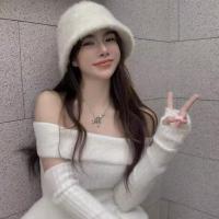 ราคา พร้อมส่งจากไทย (U060) เสื้อไหมพรม ปาดไหล่ ขนมุ้งมิ้ง ผ้านิ่มๆ น่ารักมาก สไตล์เกาหลี (25658683019)
