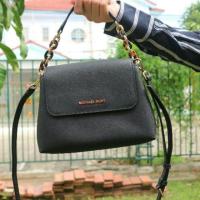 ราคา Michael Kors small portia leather (599684065)