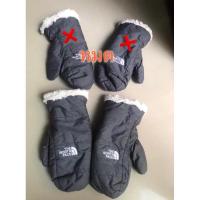 ราคา ถุงมือ The North Face Kids' Mossbud Swirl Mitten ของเด็กไซส์ M (23774497274)