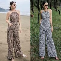 ราคา ชุดเซ็ท สีน้ำตาล ขาว เสื้อสายเดี่ยวคล้องคอ + กางเกงขายาว ลายม้าลาย TW13304 / CL5-181 (7153598933)