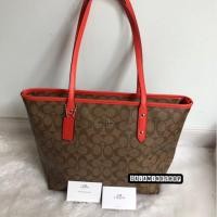 ราคา Coach tote zip 16" มือ2 (1809352436)