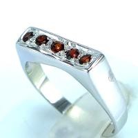 ราคา SKJewelryFactory แหวนเเถวโกเมนแท้ แหวนเงินแท้ 92.5% ฝังพลอยโกเมนแท้ ER02092-GAN (6162618474)