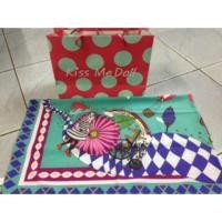 ราคา ผ้าพันคอ Kiss me doll (2682416)