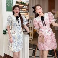 ราคา (ฟ้า L) เดรสสั้น ผ้าทอ คอปก งานปัก มีเข็มกลัด งานป้าย si-am (29724514479)
