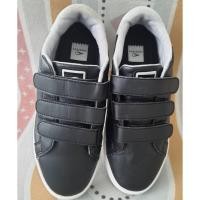 ราคา Prospecs รองเท้าลำลองสีดำ (มือสอง) size:38.5 ยาว 24 cm พร้อมส่ง (24572154734)