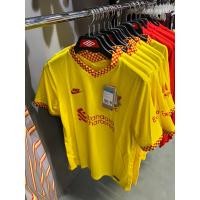 ราคา ลด60%! เสื้อบอล Liverpool (Nike | ไนกี้) (23145167139)