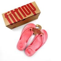 ราคา Fitflop รองเท้าแตะ Iqushion Pearlized Ergonomic สีแดง #39 (24090082817)