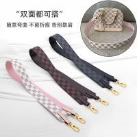 ราคา กระเป๋า tote ลายตารางกาแฟ สีดำสีขาว สายสะพายกว้างปรับได้ เหมาะสำหรับถือหรือสะพายcrossbody (24096090960)
