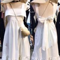 ราคา เดรสยาวสีขาวผูกโบว์น่ารักๆด้านหลัง สุดฮิต! 199฿ (1259905689)