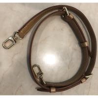 ราคา สายกระเป๋า LV หนังแท้ คาวไฮส์ใหม่ สภาพสวย อะไหล่ทองทุกจุด สปีดี้25 /speedy25 ปรับระดับได้หลุยส์ (23418781612)