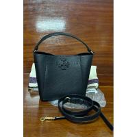ราคา MCGRAW SMALL BUCKET BAG จาก Tory Burch งานช็อป ของแท้ มือ2 สภาพใหม่ (29914574858)