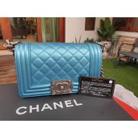 ราคา Chanel Boy 8" คาเวียร์ Holo 24 ของแท้ 100% (7652257973)
