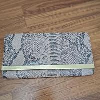 ราคา กระเป๋าคลัทช์ Banana Republic (23476140925)