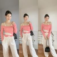 ราคา เสื้อคล้องคอ คู่กับเสื้อแขนยาวปาดไหล่ พร้อมกางเกงขายาวเอวสูง (28650306022)