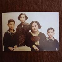 ราคา ภาพถ่ายเชื้อพระวงศ์สมัยยังทรงพระเยาว์ รูปถ่าย ร.8 ร.9 สมเด็จย่า และ พระพี่นาง (11380102065)