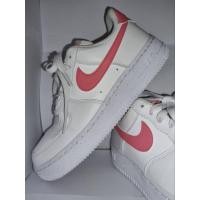 ราคา Nike air force 1 สีขาว ชมพูมือสอง (20982639863)