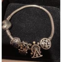 ราคา กำไลpandora ของแท้ค่ะ (ได้ทั้งเซตนะคะ) ไม่มีชาร์มวงกลมรูปดาวนะคะ (9427285770)