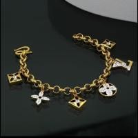 ราคา สร้อยข้อมือ สร้อยข้อมือหลุยส์ ทองลายหลุยส์ ห้อยตุ้งติ้ง (5542586783)