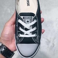 ราคา ขาย‼️ converse สียีนส์ แท้✔️ Size : 6 เบอร์: 36.5 ยาว: 23 ซม. อุปกรณ์ครบ ปล่อยต่อ 1200฿ ราคาป้า 1550฿ (1618575689)
