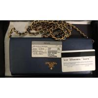 ราคา ขาย Prada WOC (สามารถถอดสายได้) สีน้ำเงิน สภาพดี (1891923947)