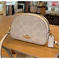 ราคา (ผ่อน 0%) ของแท้‼ พร้อมส่งในไทย!! Coach Mini Serena Crossbody ลาย C สีขาวโทนใหม่ (4617199625)